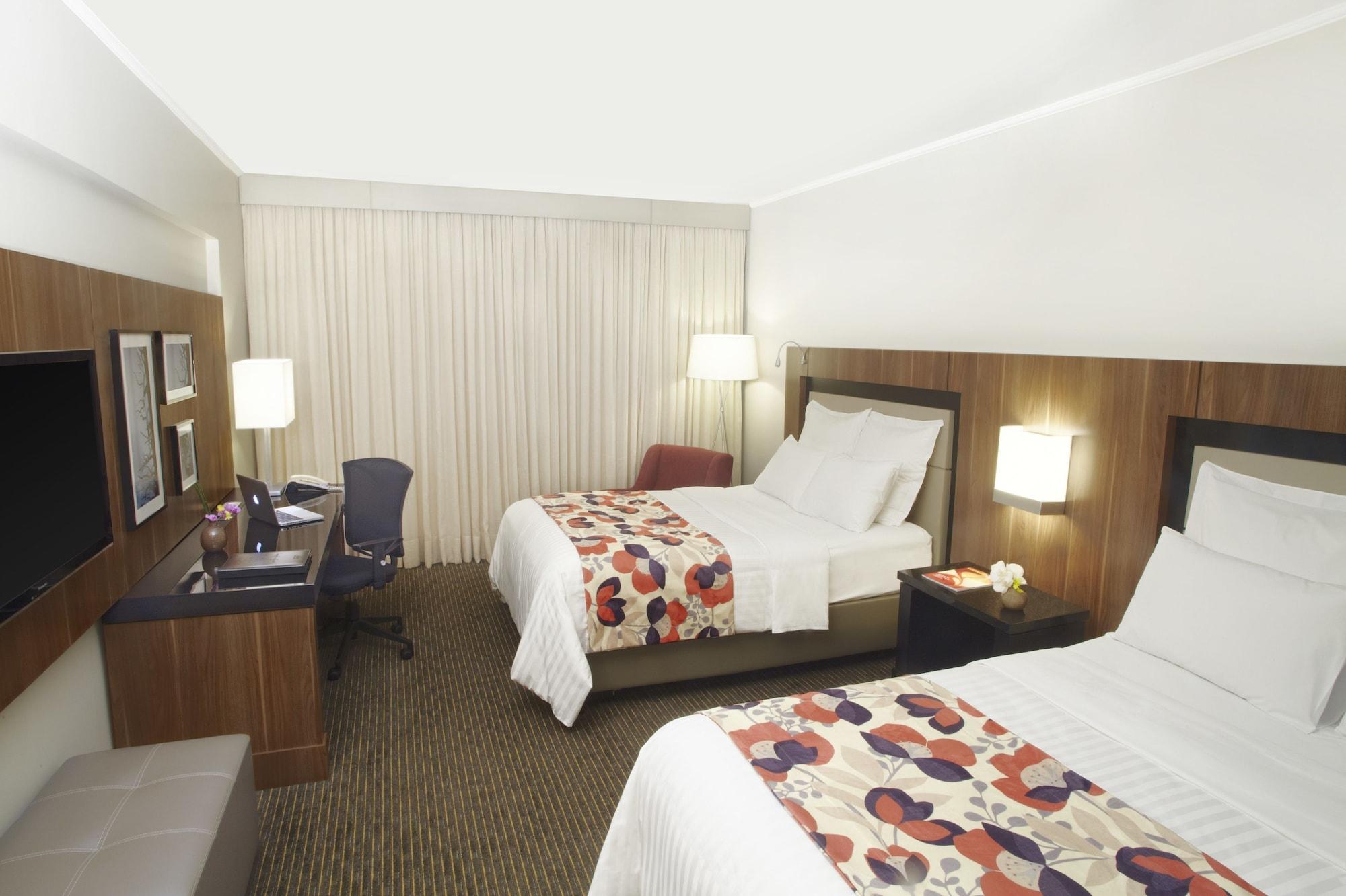 Marriott Sao Paulo Airport Hotel Guarulhos Dış mekan fotoğraf A typical room at the hotel