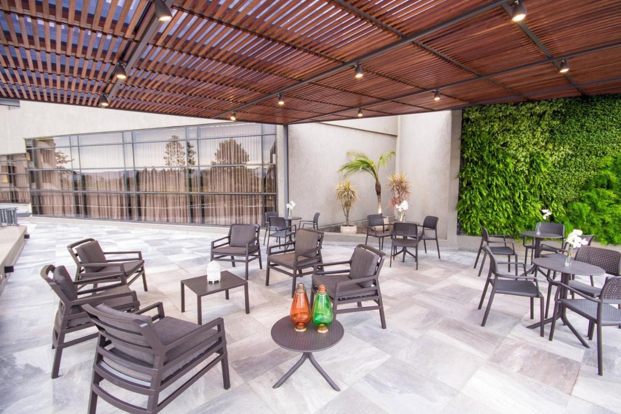 Marriott Sao Paulo Airport Hotel Guarulhos Dış mekan fotoğraf The Sky Bar