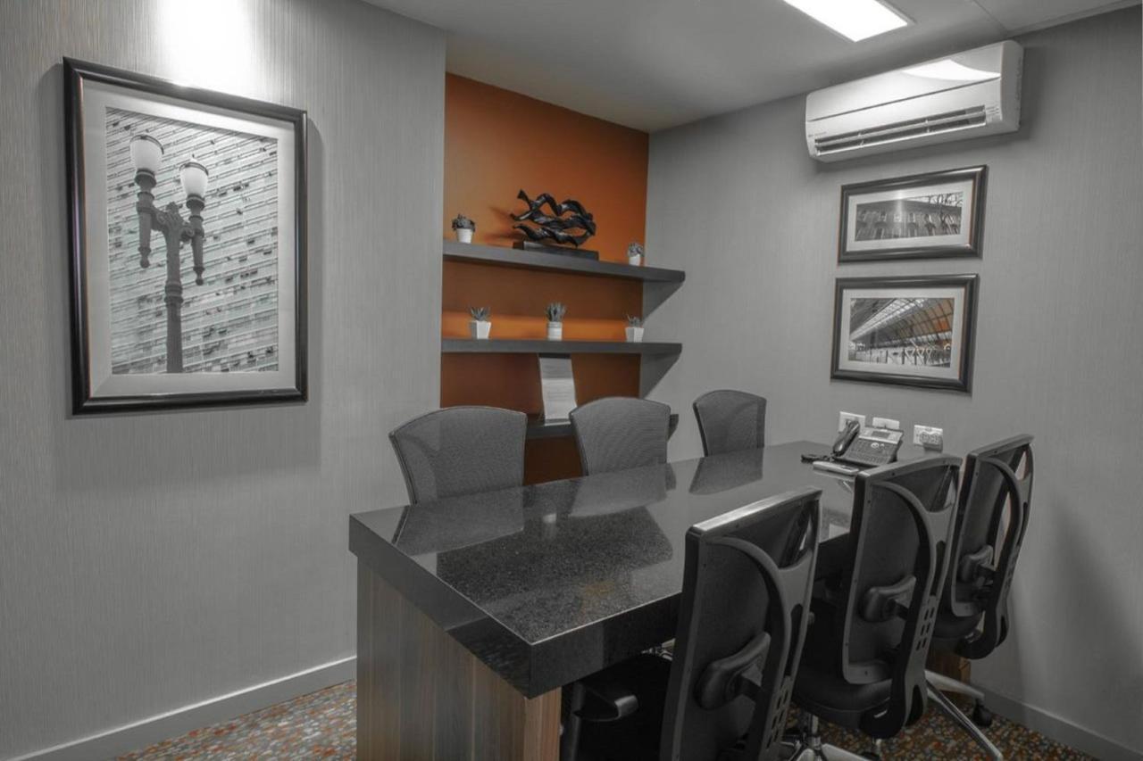 Marriott Sao Paulo Airport Hotel Guarulhos Dış mekan fotoğraf A typical office