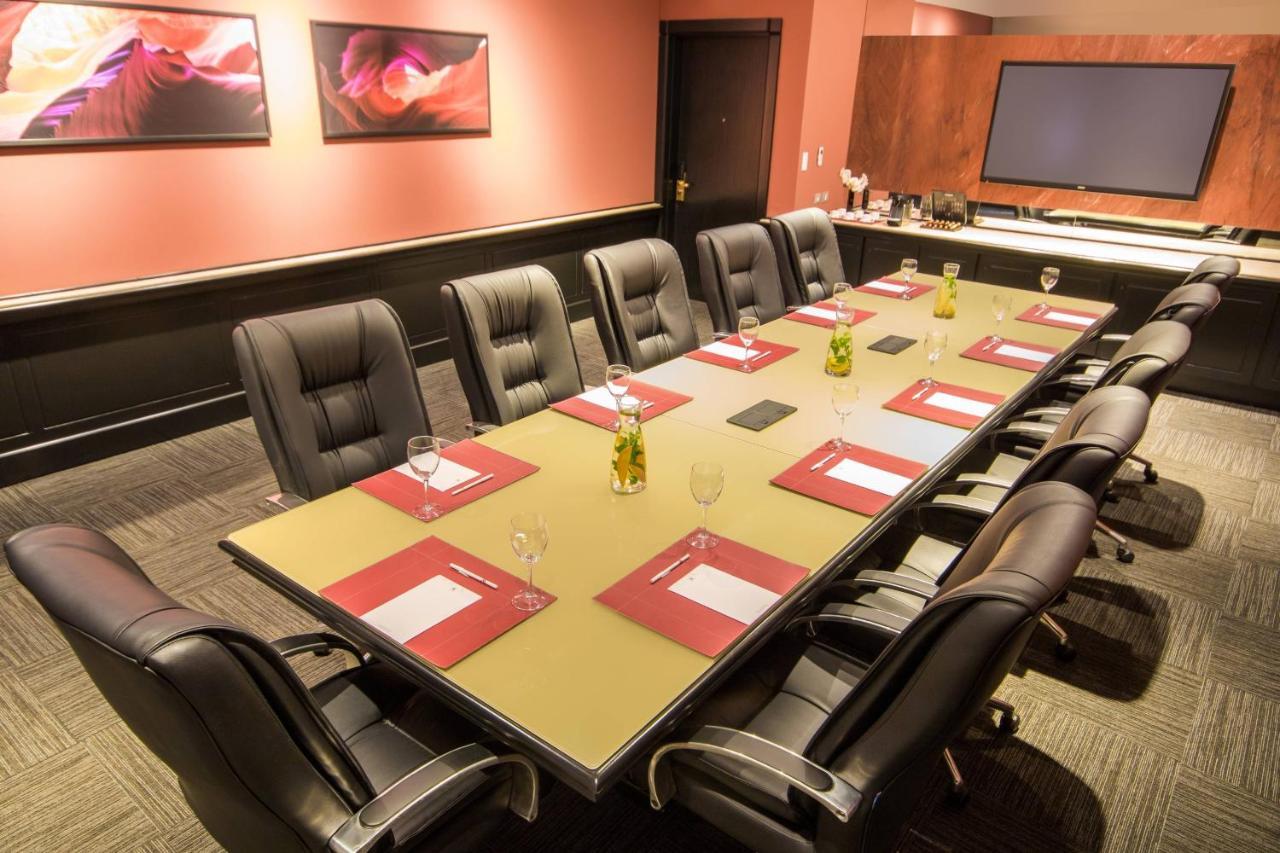 Marriott Sao Paulo Airport Hotel Guarulhos Dış mekan fotoğraf Boardroom at the Westin