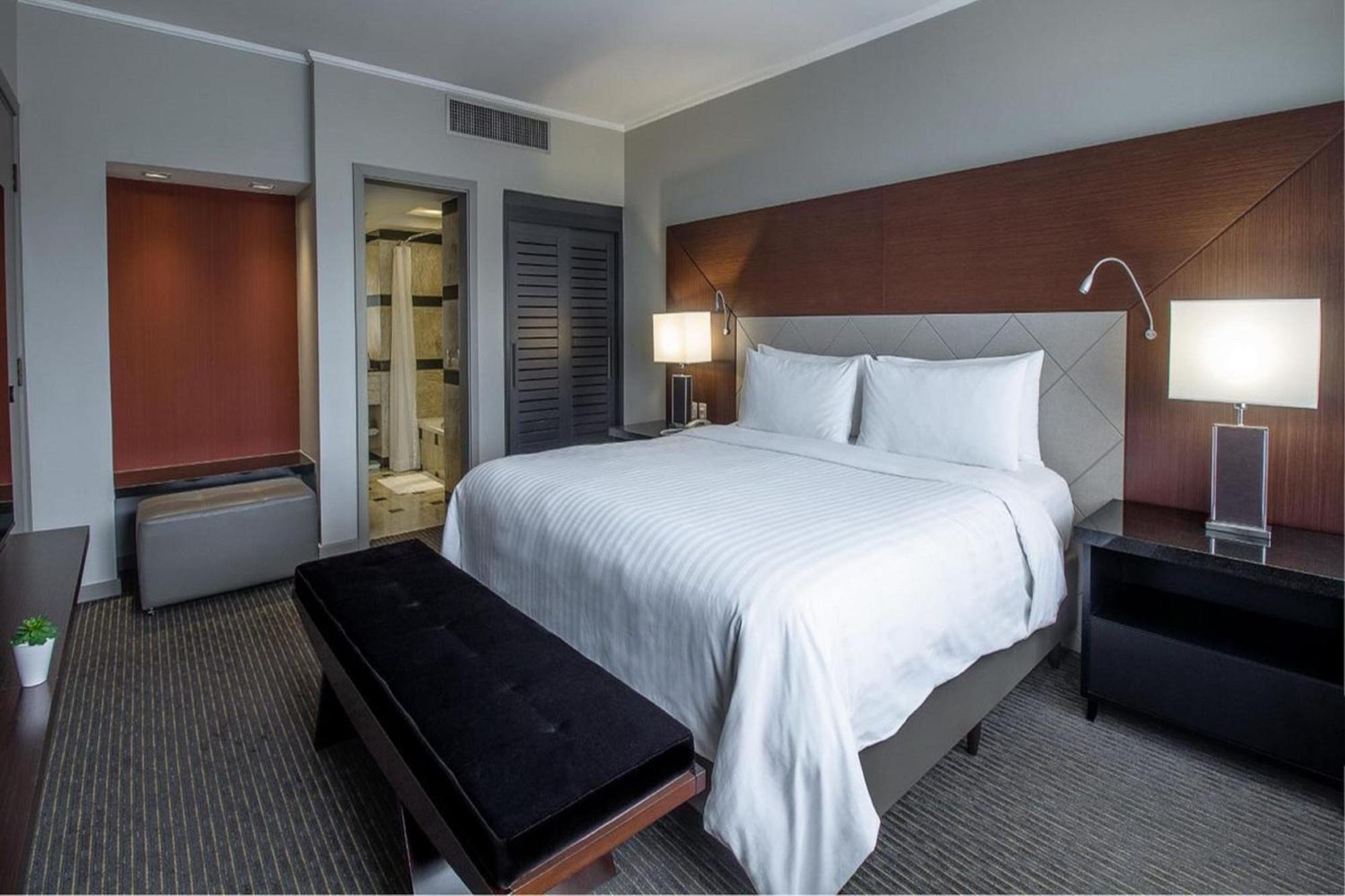 Marriott Sao Paulo Airport Hotel Guarulhos Dış mekan fotoğraf A bedroom at the Four Seasons Hotel